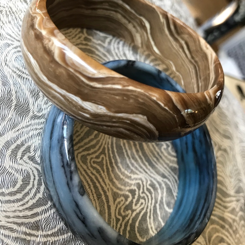 Bundle of 2 Polished Quartz Bangle Bracelets